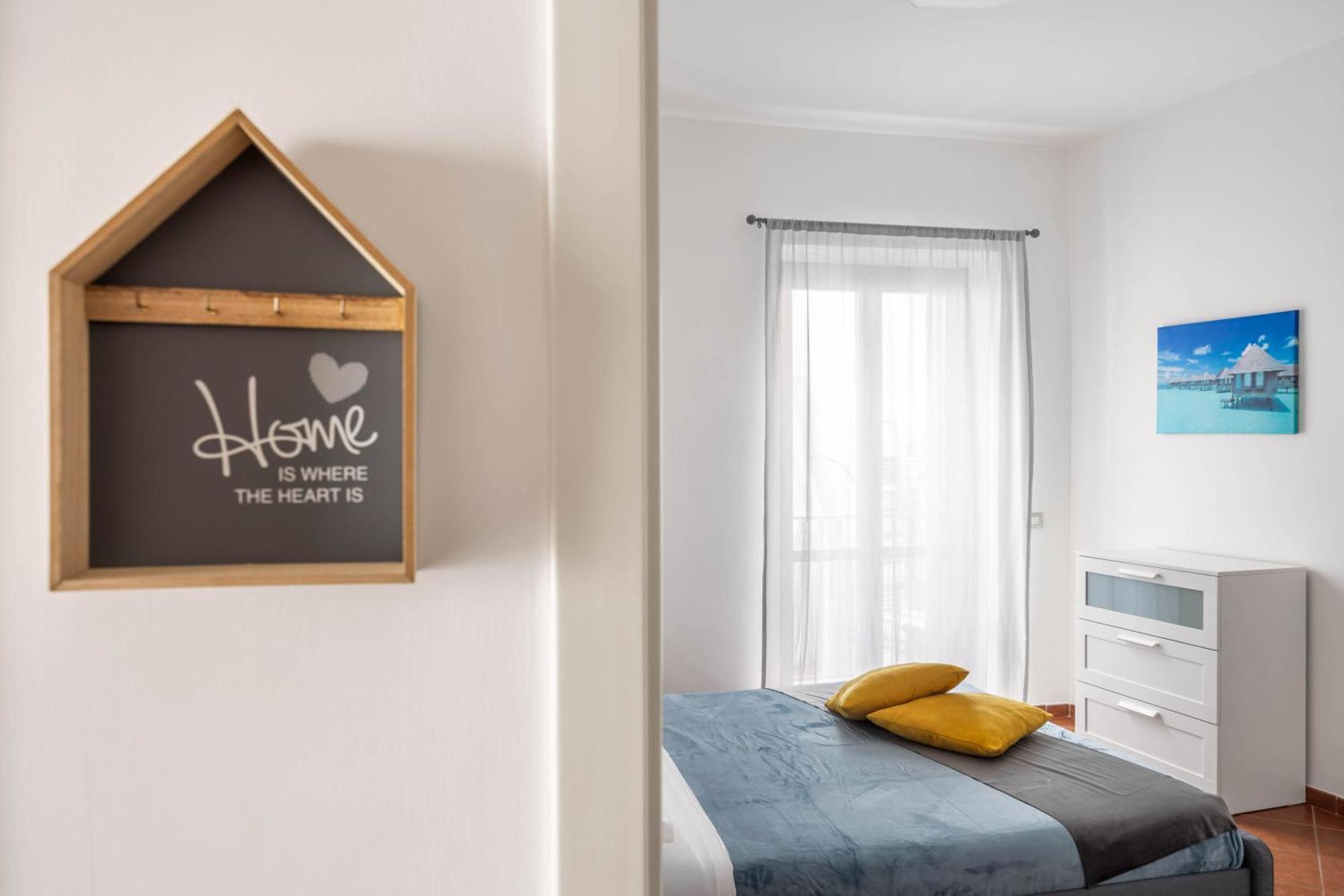 Sedie Volanti Apartment With Jacuzzi ปาแลร์โม ภายนอก รูปภาพ